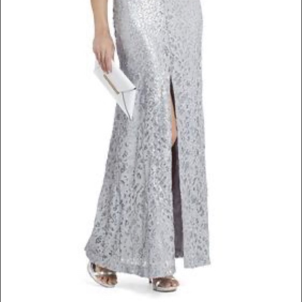 BCBGMAXAZRIA Cain Sequin Appliqué Dress ✨ - Picture 4 of 11
